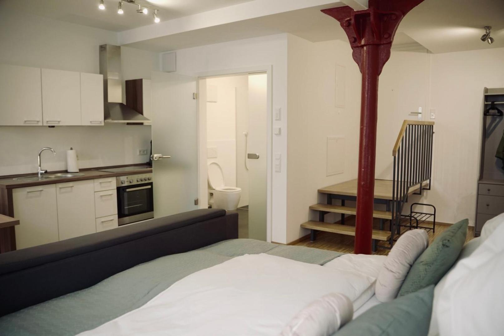 De La Vie Reutlingen - Altstadt Apartment An Stadthalle & Am Marktplatz Dış mekan fotoğraf